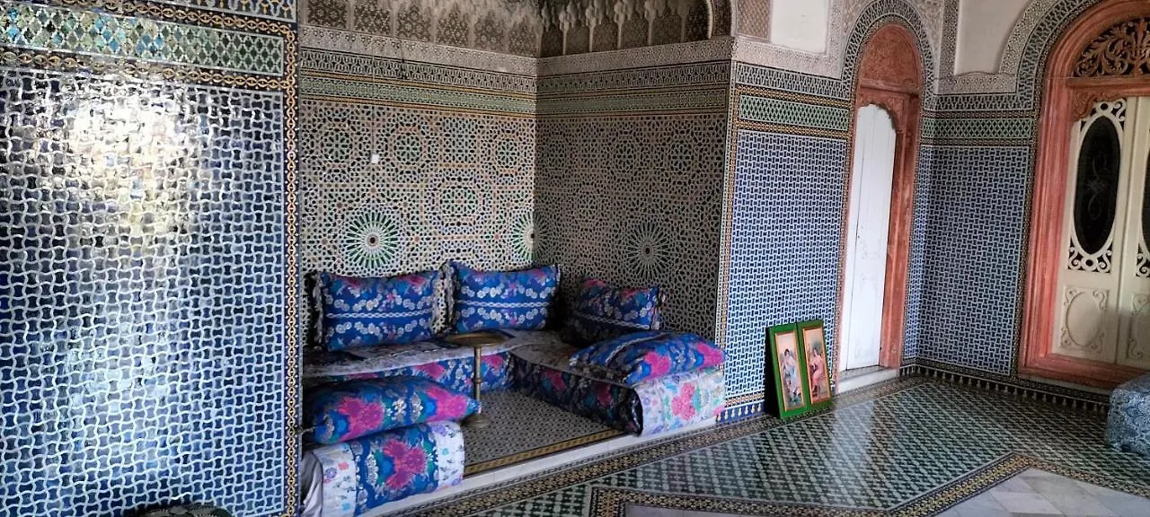 Suite In A Xviiie Palace Fez Marrocos